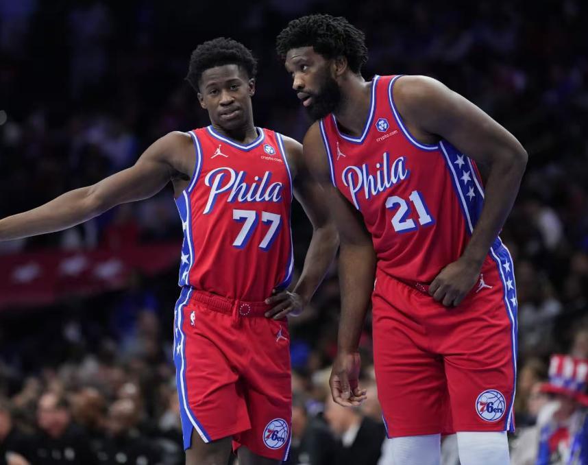 开云官网-76人被逆转！米切尔13+9莫布里准绝杀，恩比德33分12罚，泰森39+5