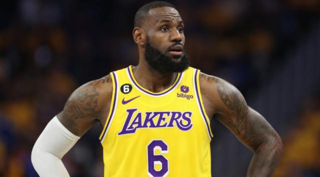 开云入口-纪录收割机继续！盘点詹姆斯即将实现的10大里程碑